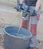 CS Unitec Hand-Held Mixer in Action
